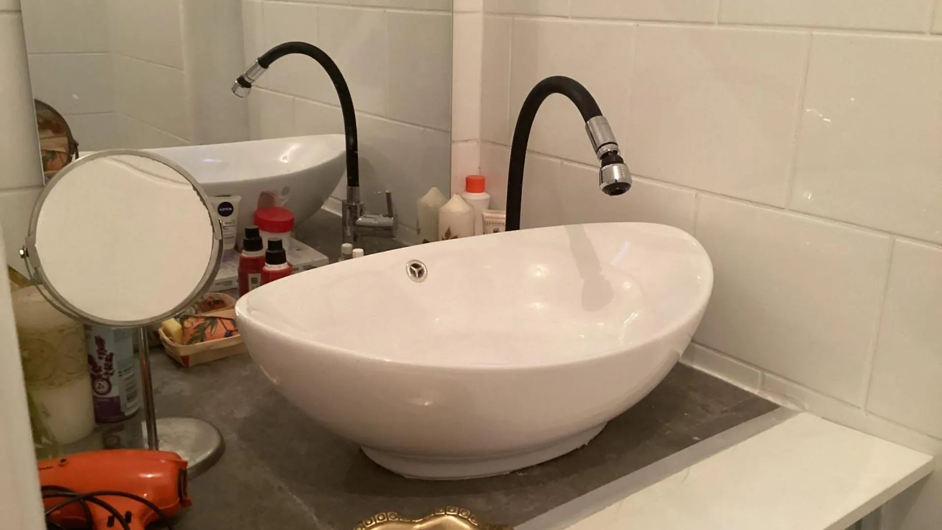 Accommodatie bij particulieren Chambre Chez Le Habitant 282 Rue Lecourbe 75015 Parijs